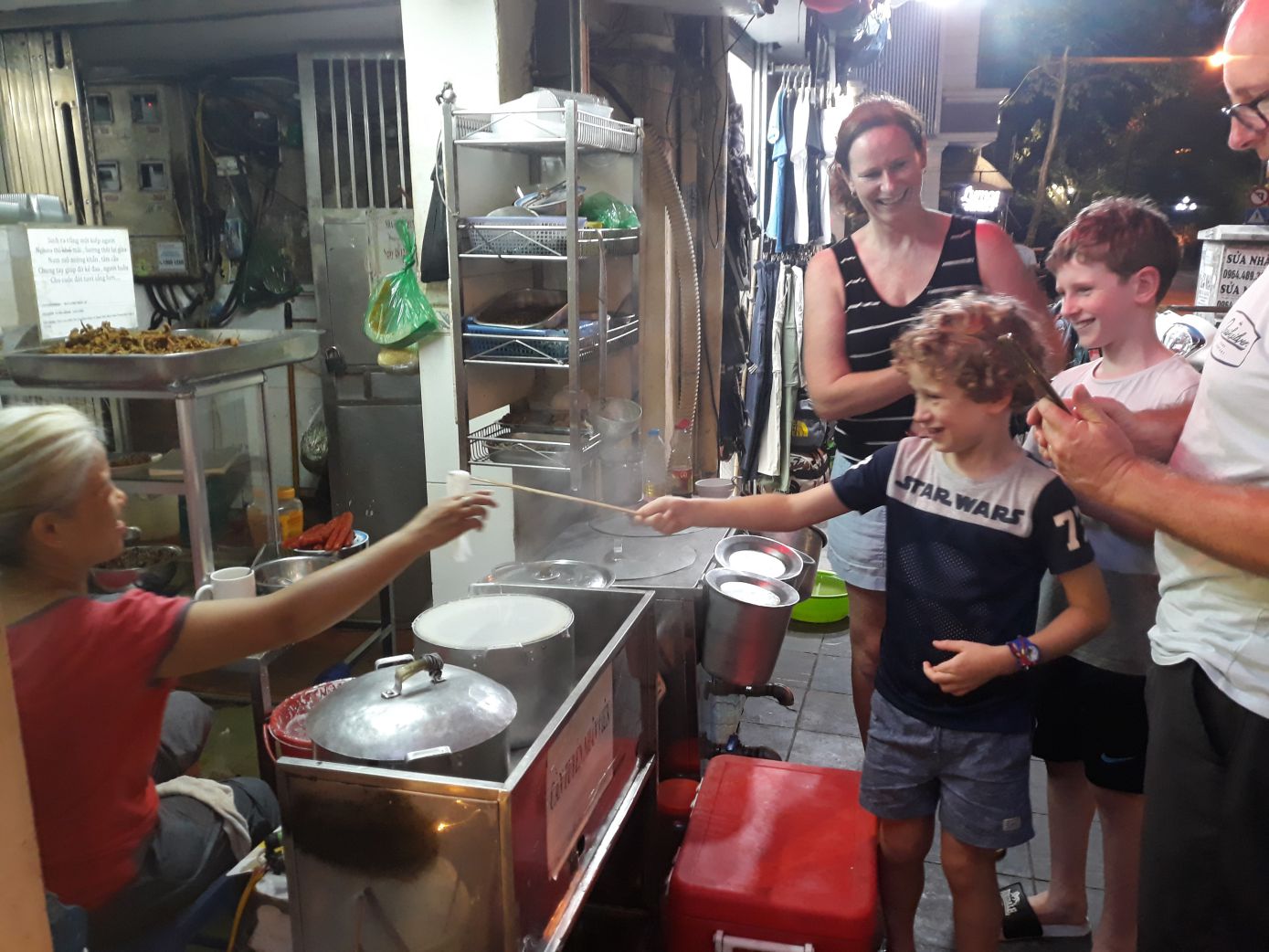Hanoi Street Food Tour – A Gastronomic Adventure